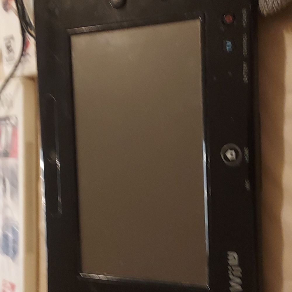 Wiiu and wii whole bundle and 7 games 2 wii controllers and the sensor bar and